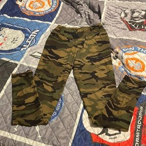 Camo leggings